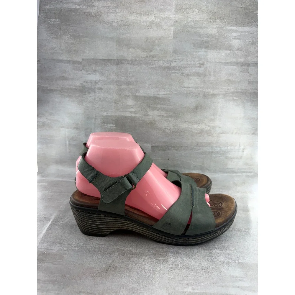 Born B89504 Green Leather Wedge Sandals Women Sz 9 Ankle Strap Comfort Boho